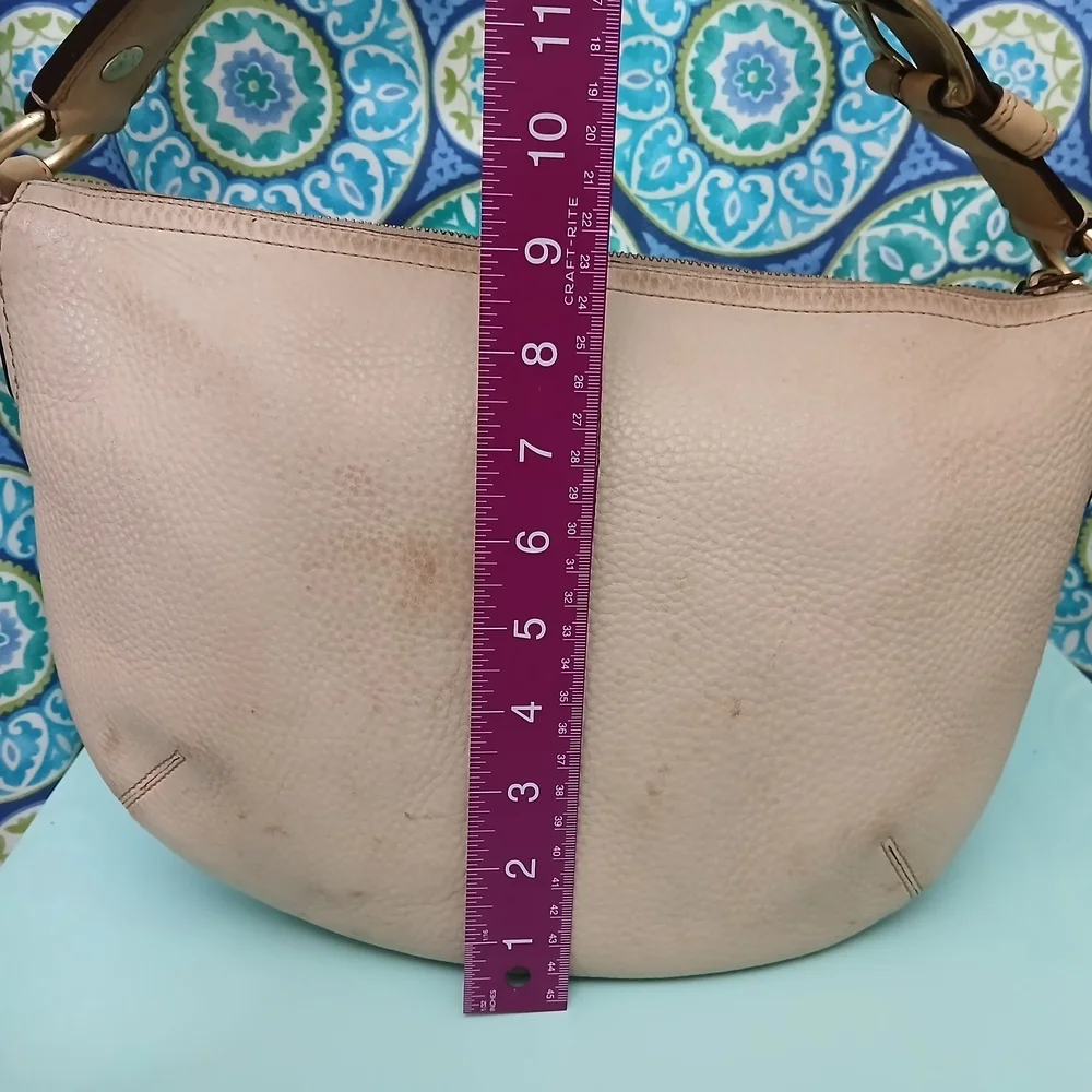 Coach Cream Leather Hobo Bag with Crescent Shape - Picture 14 of 14